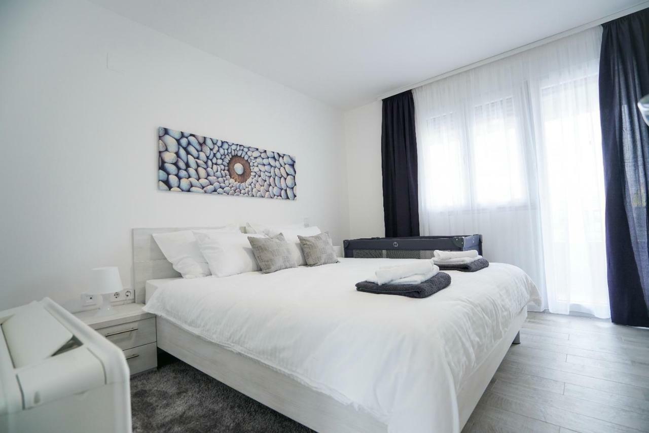 Apartmani Zupan Sukošan Exteriör bild
