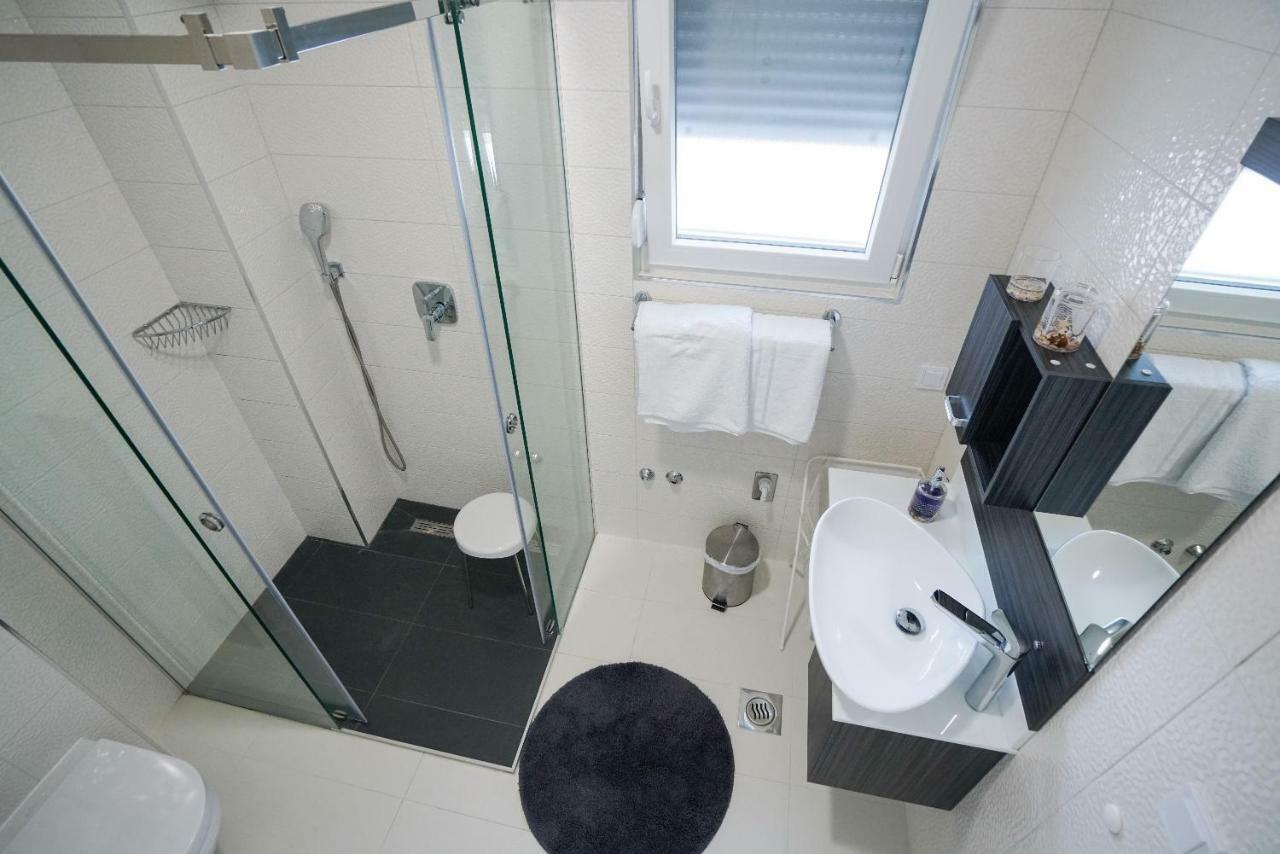 Apartmani Zupan Sukošan Exteriör bild